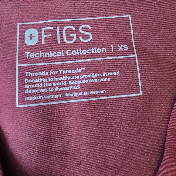 Figs Burgundy Casma Scrub Top XS - Picture 4 of 7